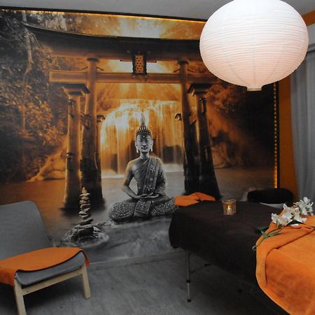 Saint-Avertin Maison Chaleureuse A Partager En Famille Ou Amis Vila Exterior foto