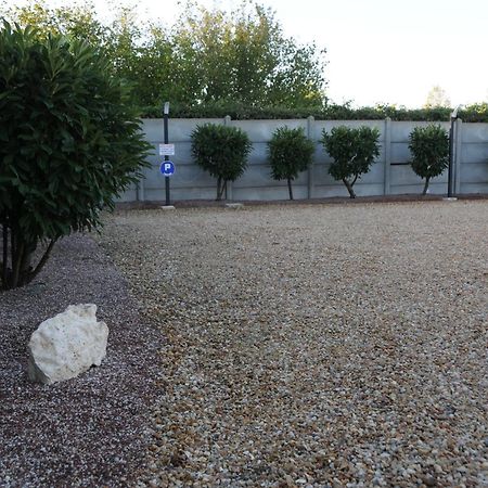 Saint-Avertin Maison Chaleureuse A Partager En Famille Ou Amis Vila Exterior foto