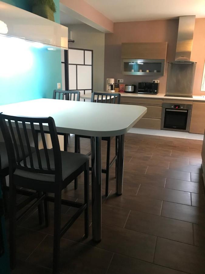 Saint-Avertin Maison Chaleureuse A Partager En Famille Ou Amis Vila Exterior foto