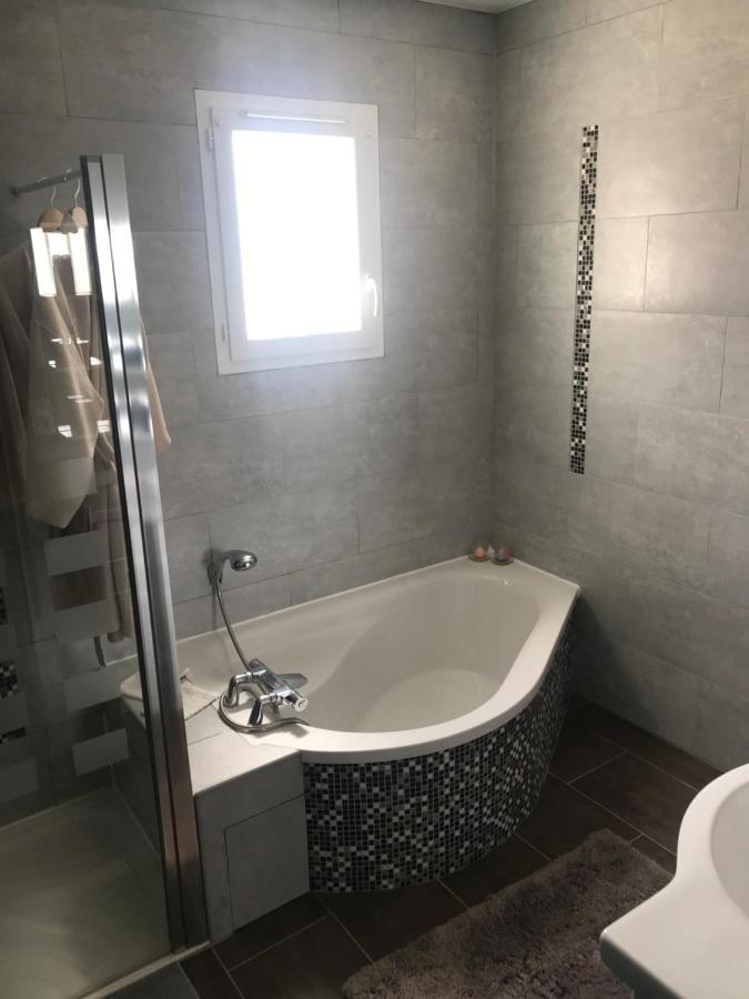 Saint-Avertin Maison Chaleureuse A Partager En Famille Ou Amis Vila Exterior foto