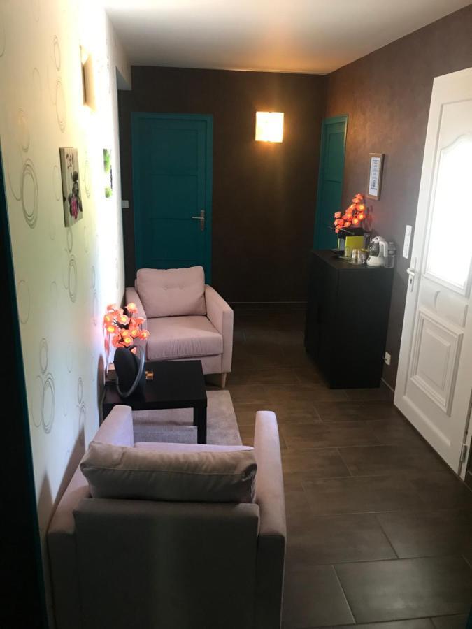 Saint-Avertin Maison Chaleureuse A Partager En Famille Ou Amis Vila Exterior foto