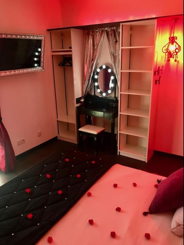 Saint-Avertin Maison Chaleureuse A Partager En Famille Ou Amis Vila Exterior foto